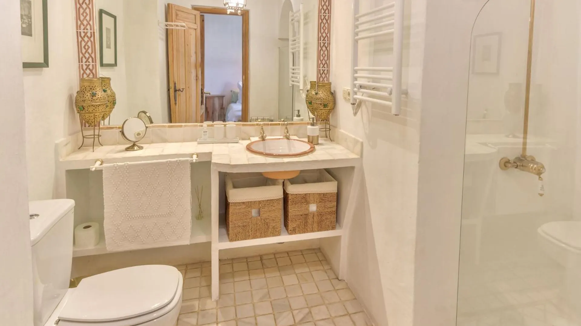 Cortijo El Pino Retreat Bed & Breakfast Albunuelas Spain