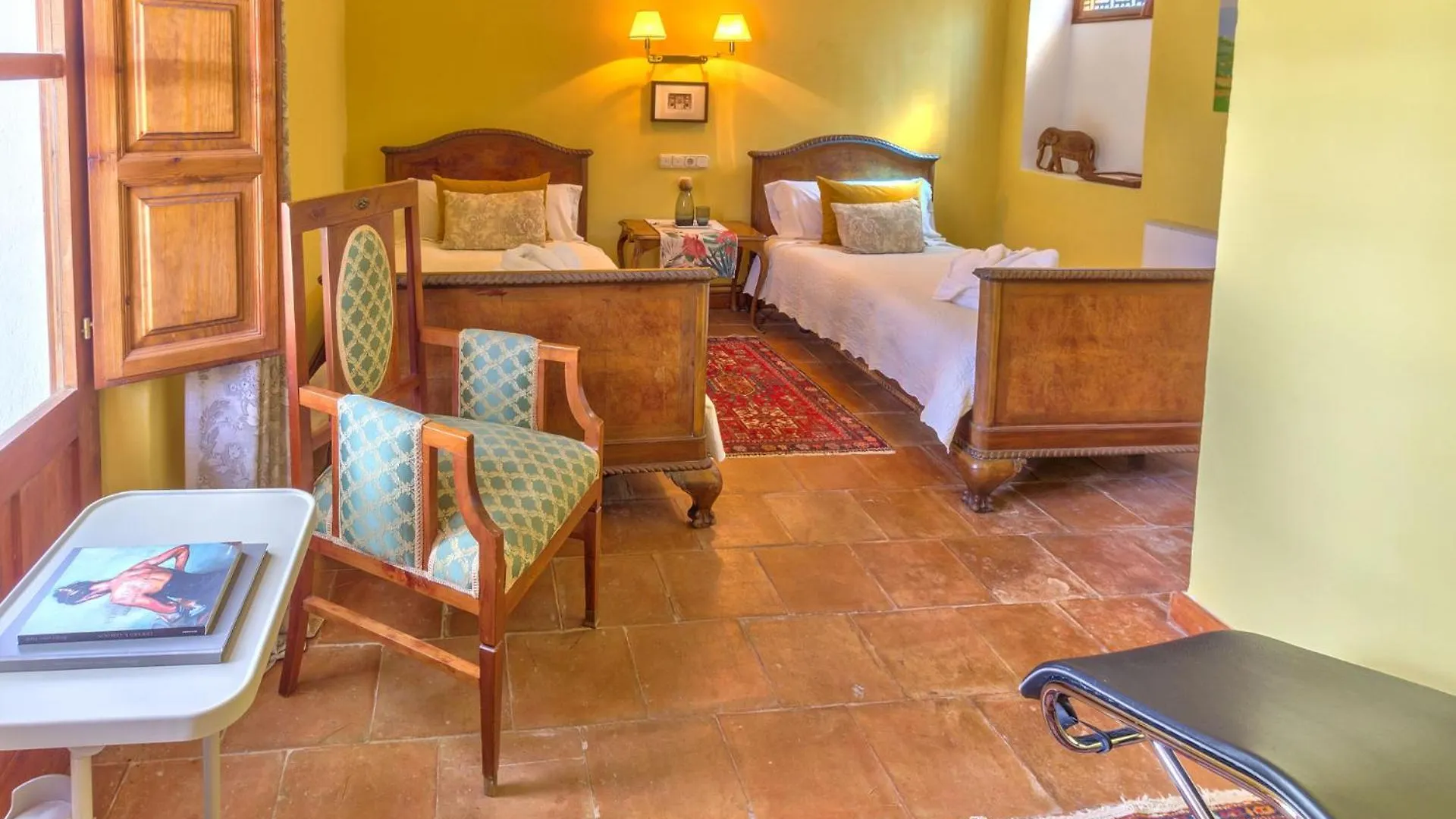 Cortijo El Pino Retreat Bed & Breakfast Albunuelas